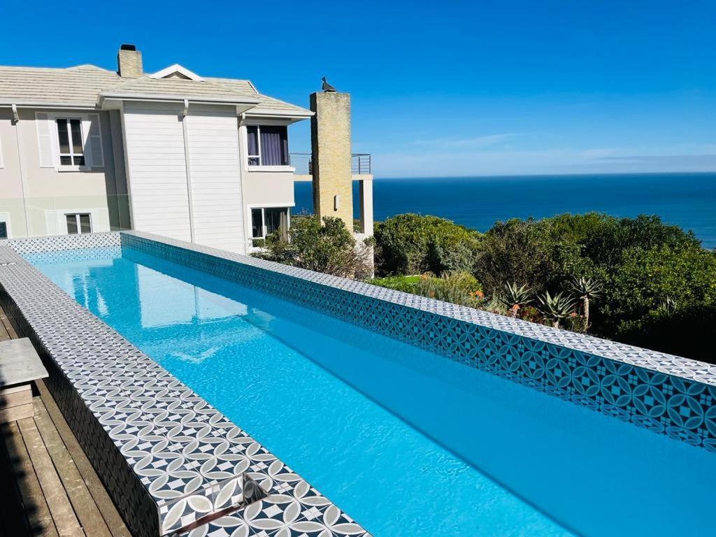 Luxury Home Located On Pinnacle Point Golf Estate Mossel Bay Exterior photo